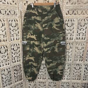 Adidas Originals Womens Lt.Weight Track Pants Trousers Cargo Joggers Green Camo